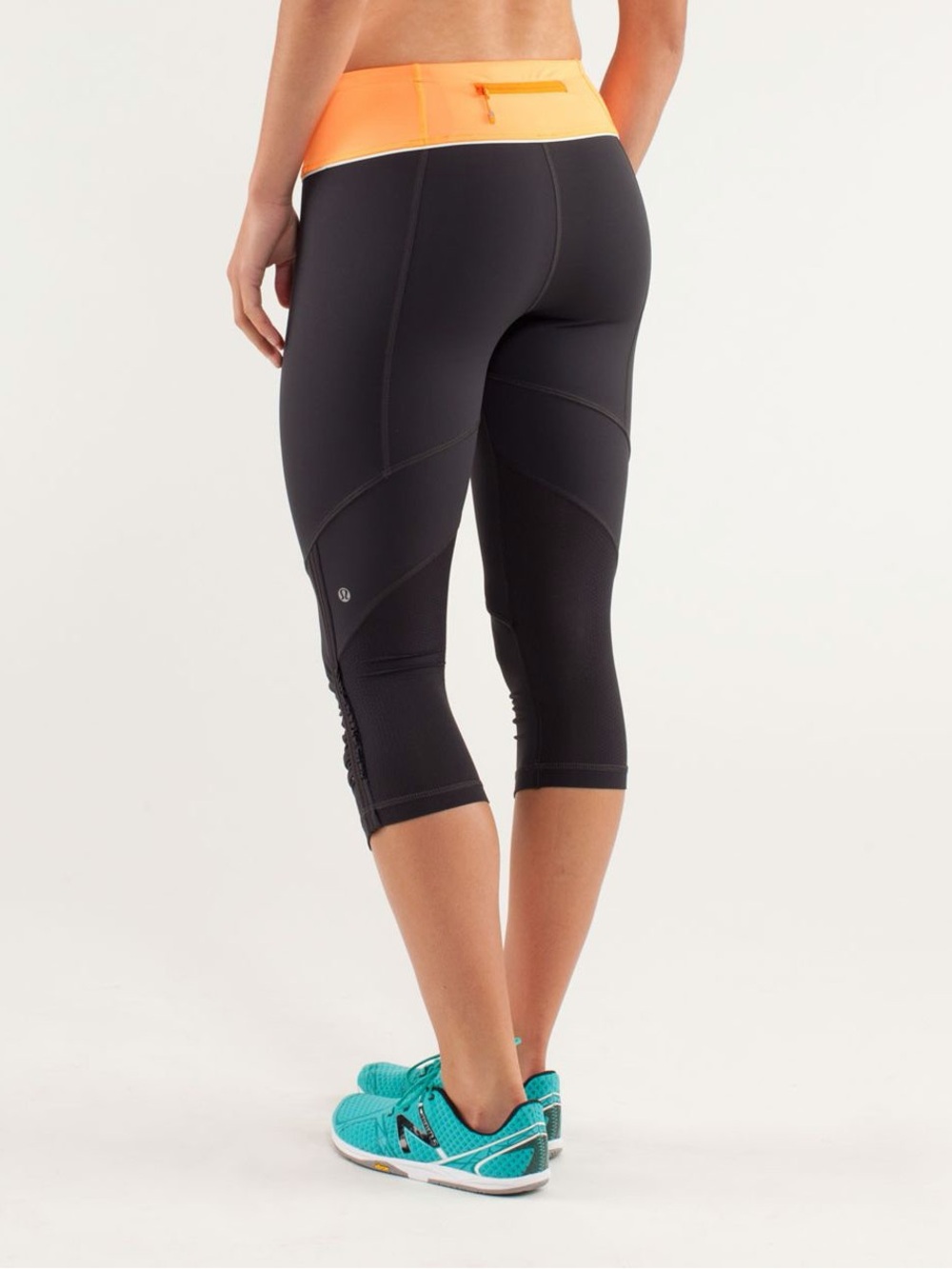 Lululemon Run: For Your Life Crop
Deep Coal / Creamsicle Pop Size: 8